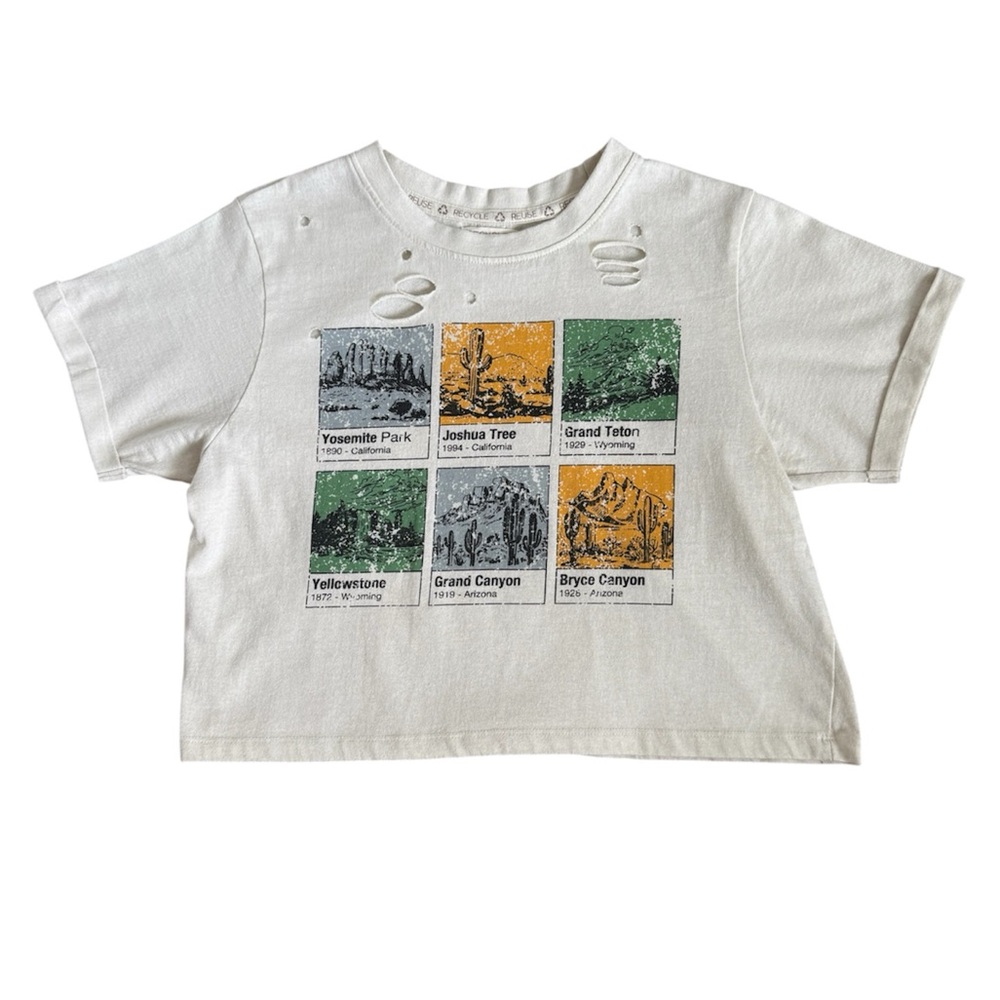 Juniors Graphic Tee